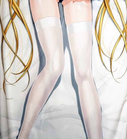 Mafuyu Orifushi from Kanojo x Kanojo x Kanojo Dakimakura Review