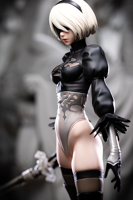 2B figure