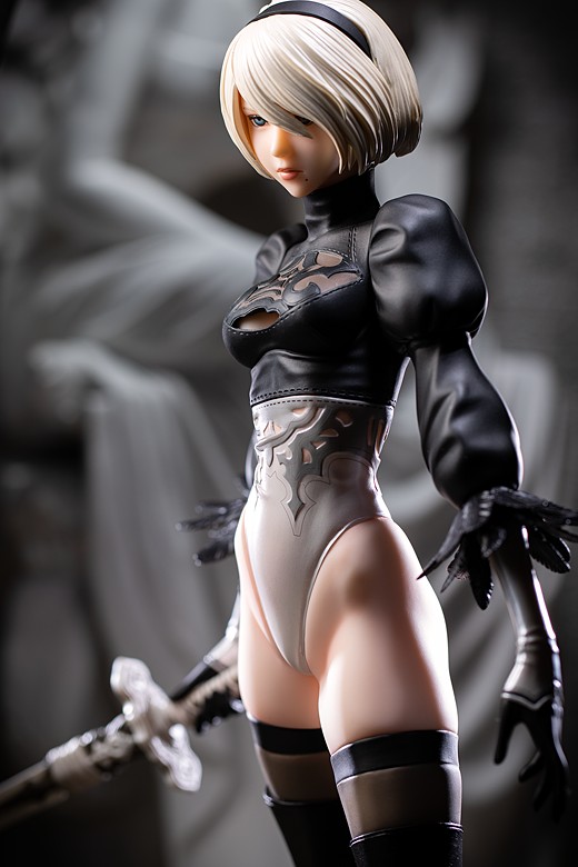 2B figure