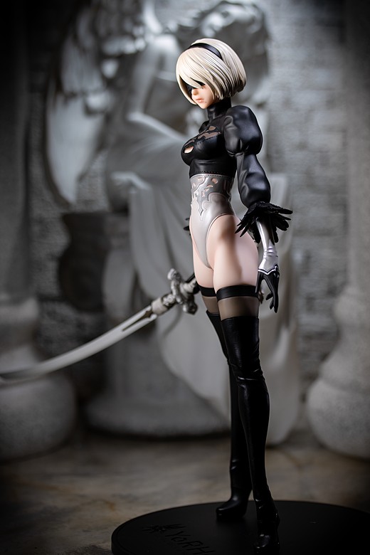 2B figure