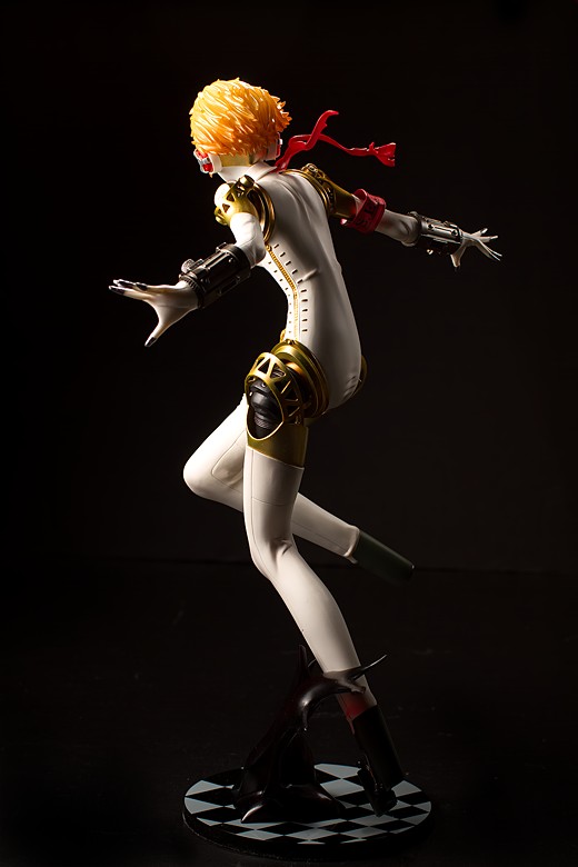 Aegis from Persona 3 Figure Review