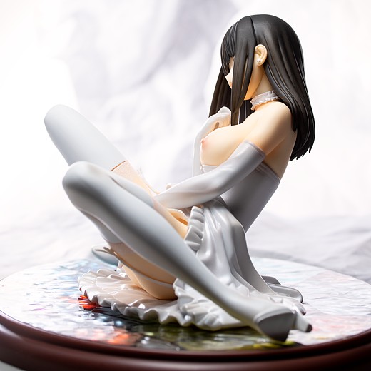 Ai Saeki figure