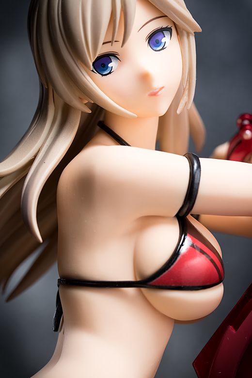 Alisa Ilinichina Amiella figure