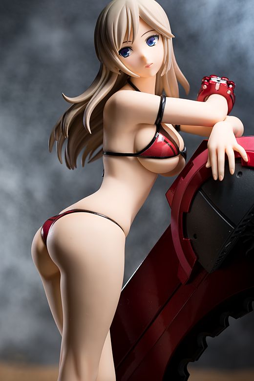 Alisa Ilinichina Amiella figure