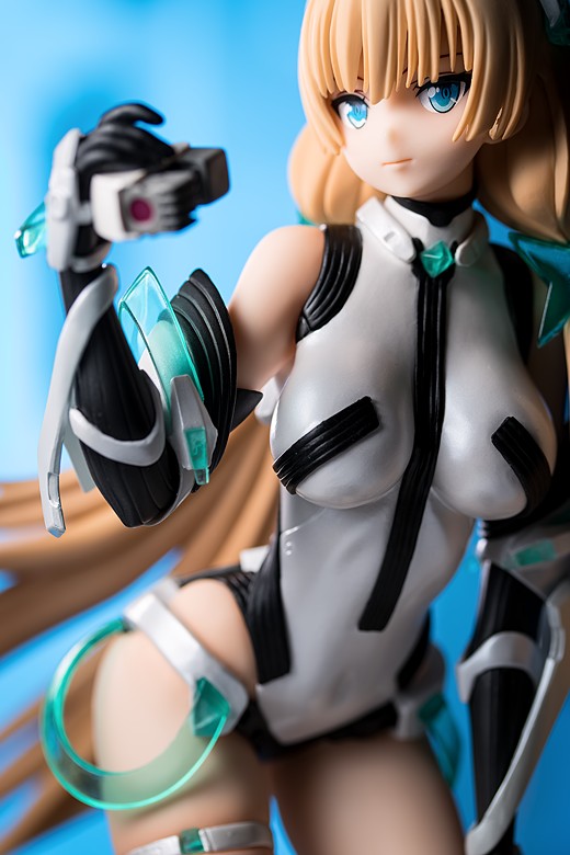 Angela Balzac figure