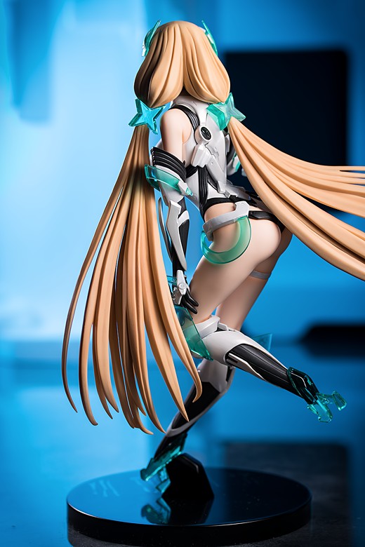 Angela Balzac figure