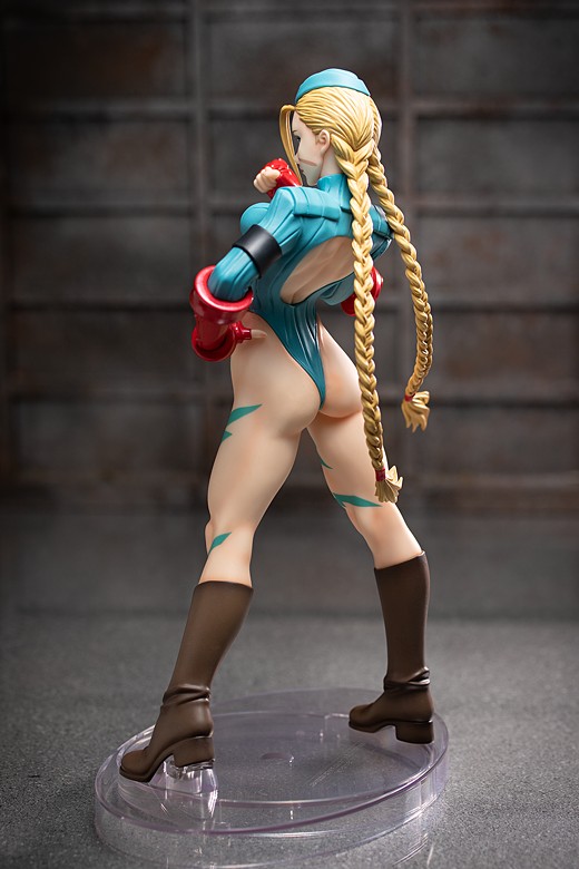 Cammy figure