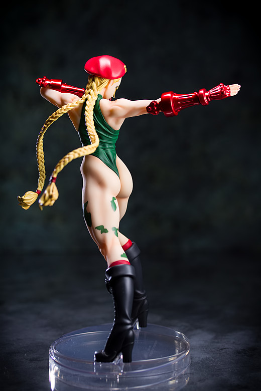 Cammy figure by Kotobukiya