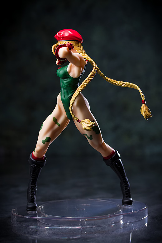 Cammy figure by Kotobukiya