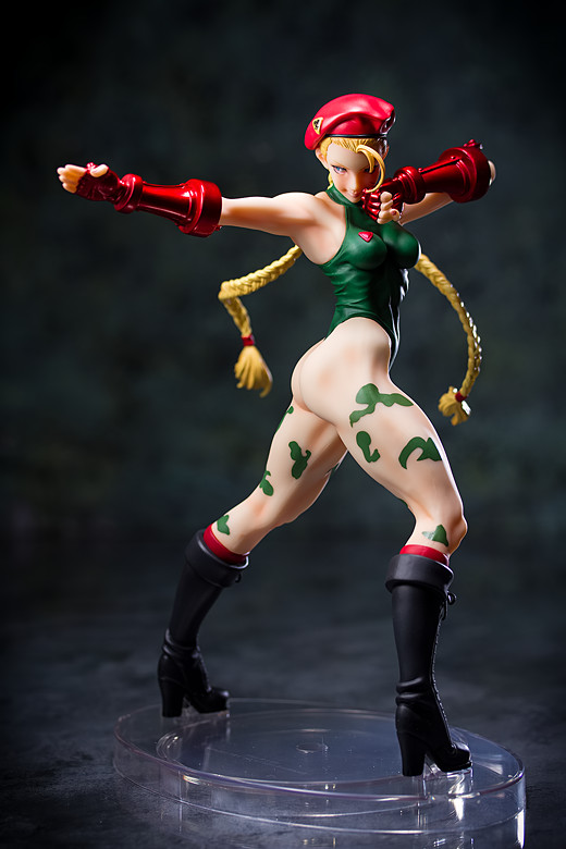 Cammy figure by Kotobukiya