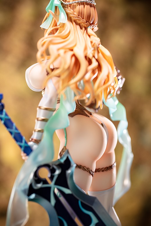 Cecil figure