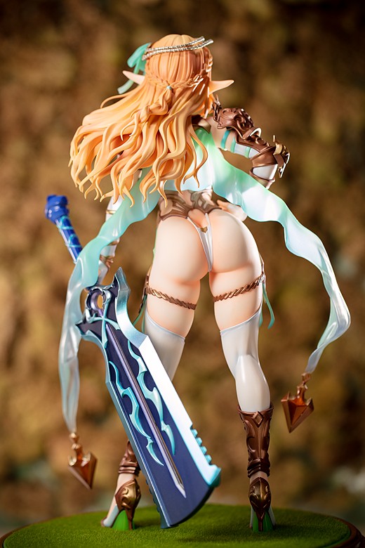 Cecil figure