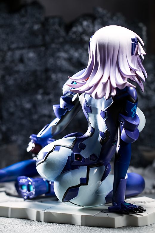 Cryska Barchenowa figure by Kotobukiya