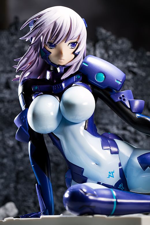 Cryska Barchenowa figure by Kotobukiya