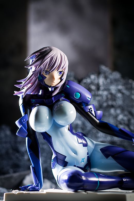 Cryska Barchenowa figure by Kotobukiya