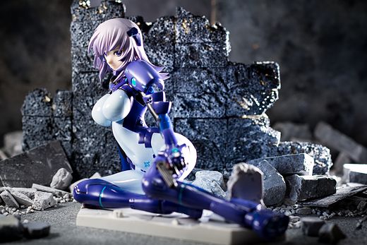 Cryska Barchenowa figure by Kotobukiya