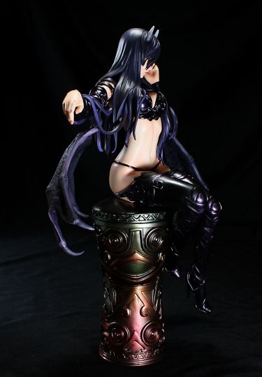 E2046 Demon Girl from Shunya Yamashita Review Image