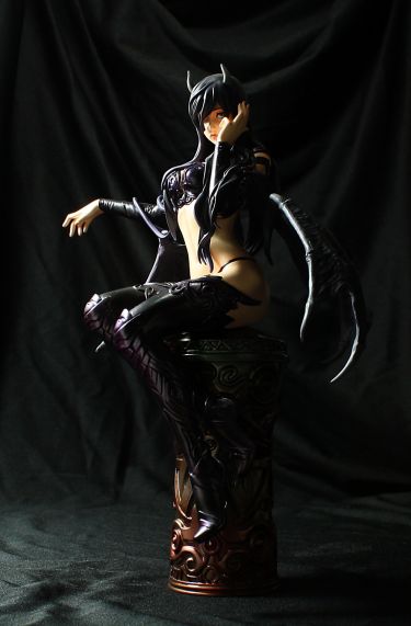 E2046 Demon Girl from Shunya Yamashita Review Image