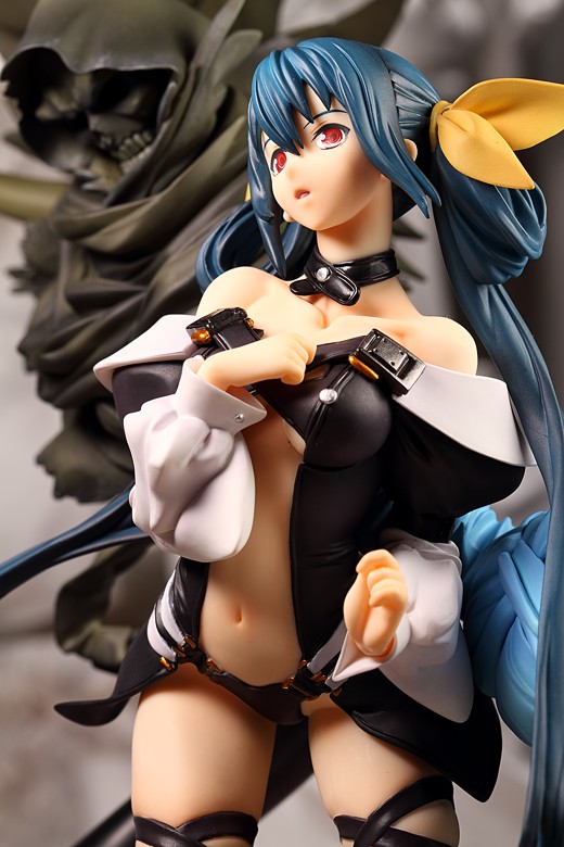 Dizzy from Guilty Gear Figure Review