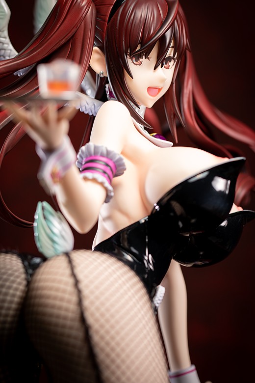 Erika Kuramoto figure