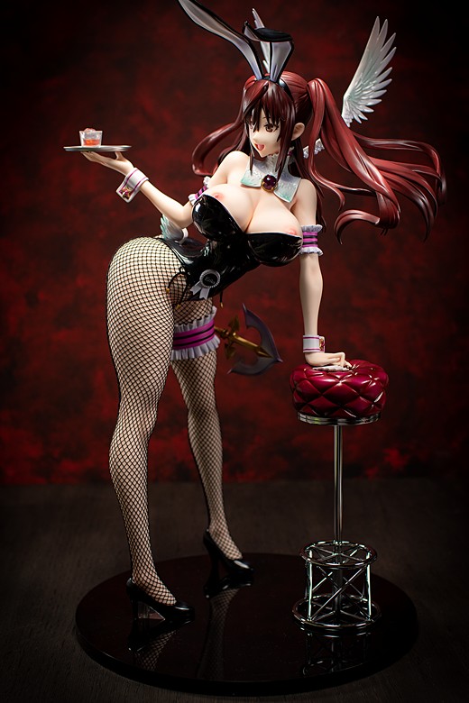 Erika Kuramoto figure