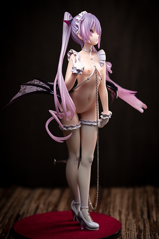 Eve figure
