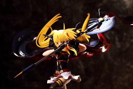 Alter Fate Testarossa from Magical Girl Lyrical Nanoha Figure Review