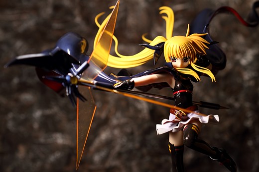 Alter Fate Testarossa from Magical Girl Lyrical Nanoha Figure Review