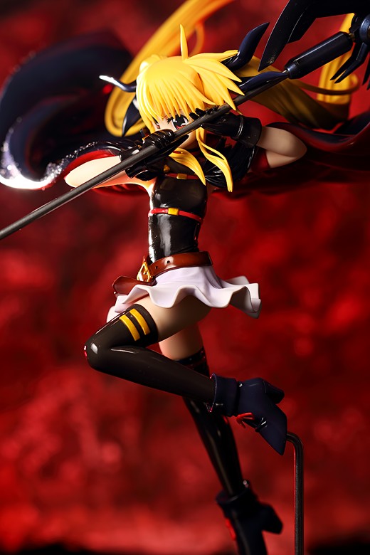 Alter Fate Testarossa from Magical Girl Lyrical Nanoha Figure Review