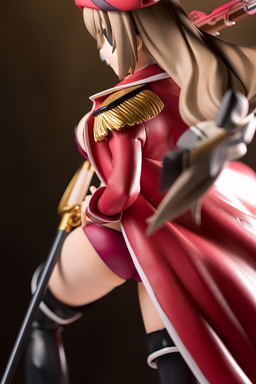 Isuzu Sento figure