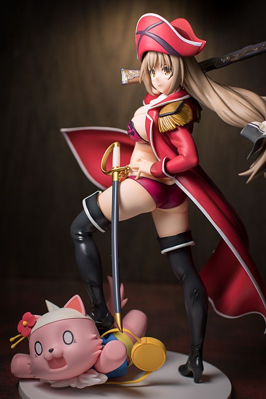 Isuzu Sento figure