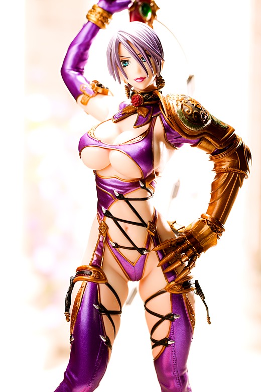 Ivy Valentine from Soul Calibur Figure Review