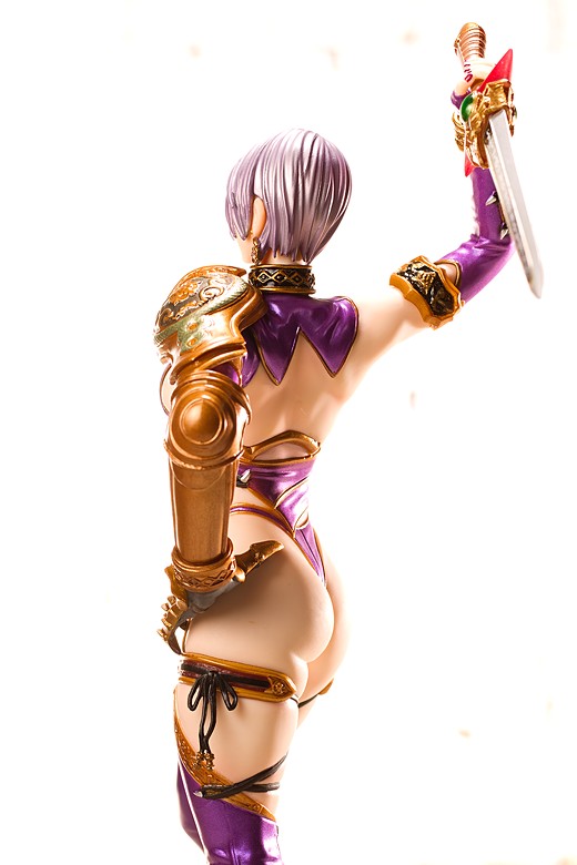 Ivy Valentine from Soul Calibur Figure Review