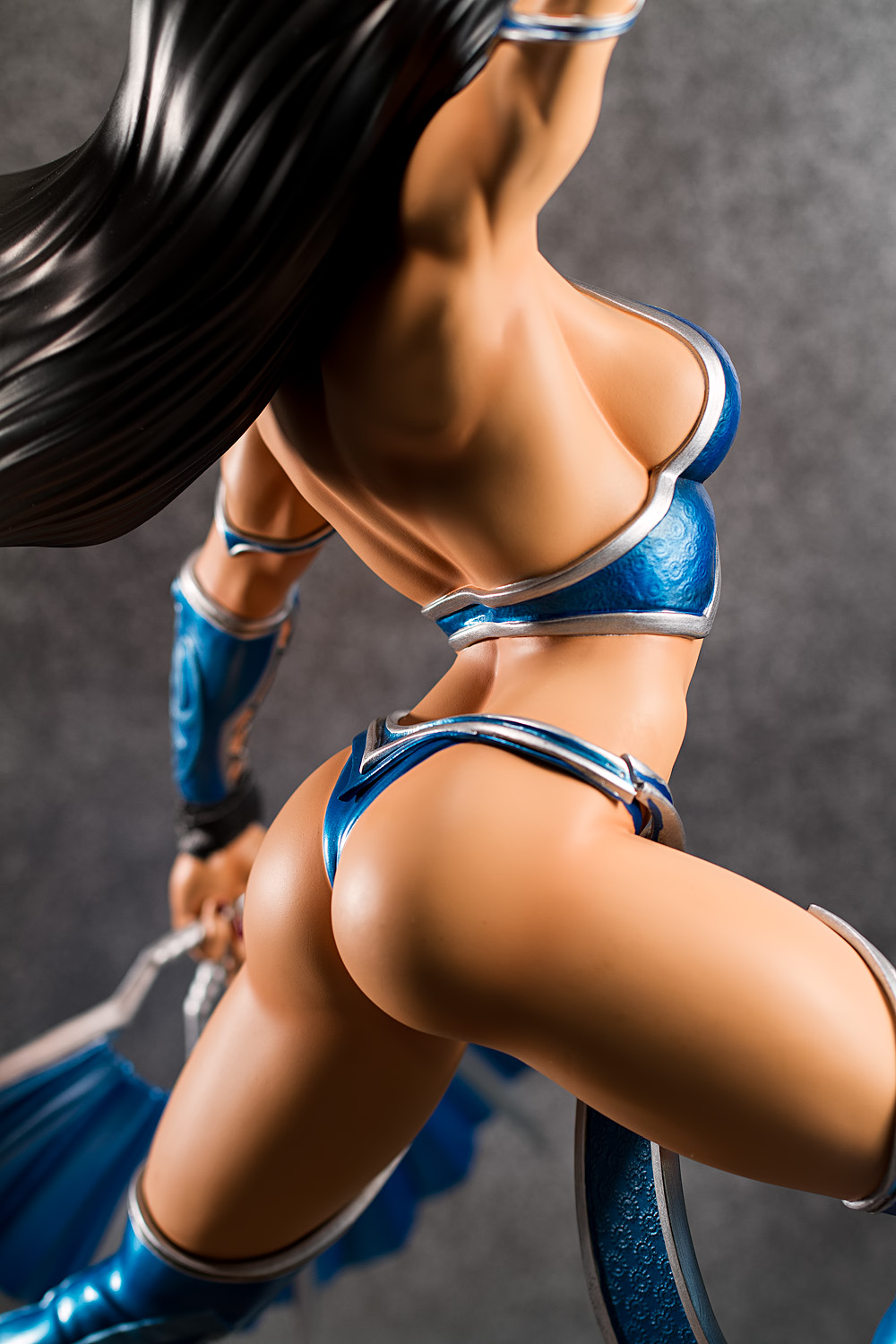 Kitana from Mortal Kombat (Pop Culture Shock Version) .