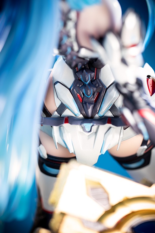 KOS-MOS figure