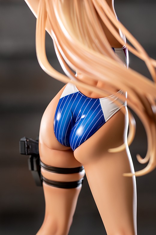 Kouhai-chan figure