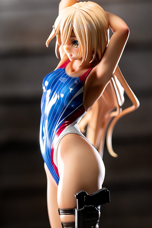 Kouhai-chan figure