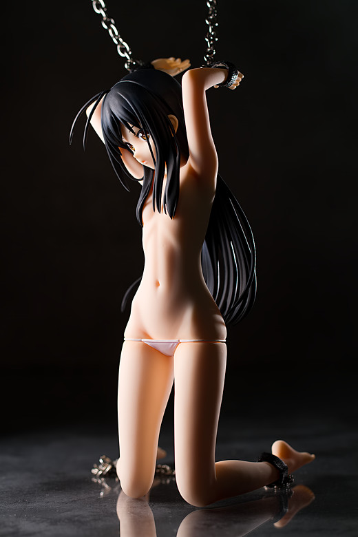 Kuroyukihime figure by Max Factory