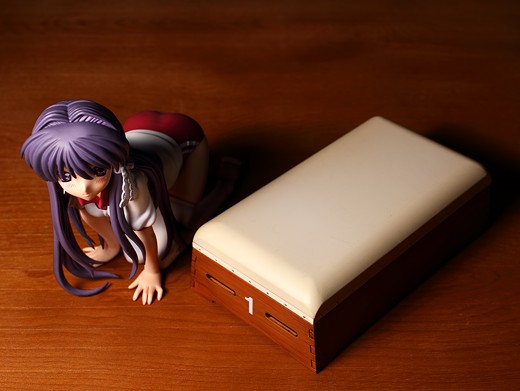 Kotobukiya Kyou Fujibayashi from Clannad Figure Review