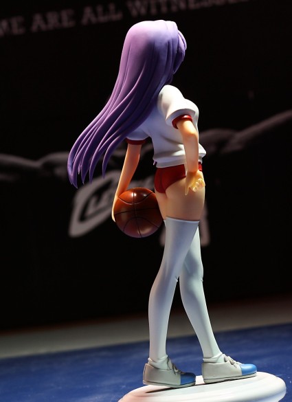 Wave Kyou Fujibayashi from Clannad Review