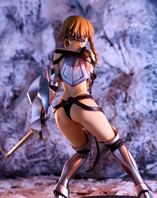 Daiki Kougyou Leina from Queen's Blade Figure Review