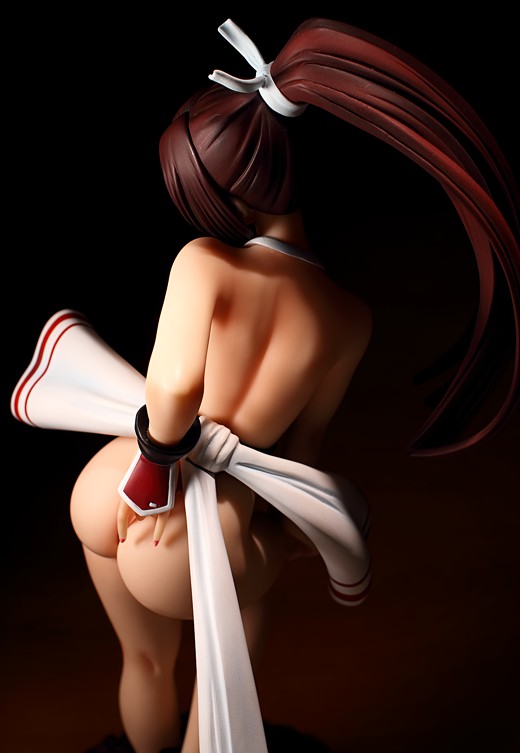 Alphamax Mai Shiranui from The King of Fighters Figure Review