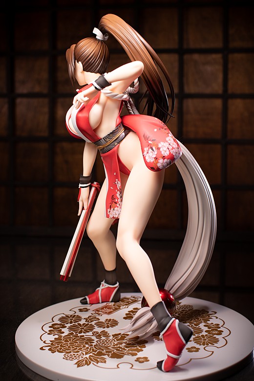 Mai Shiranui figure