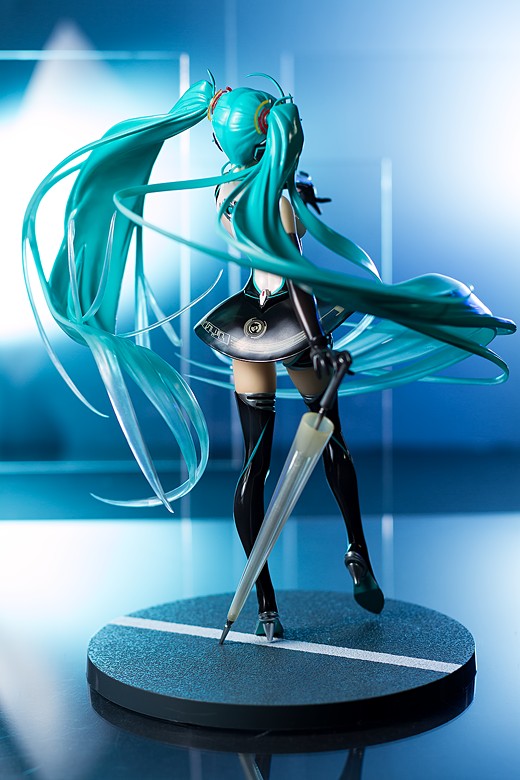 Miku Hatsune Figure Review