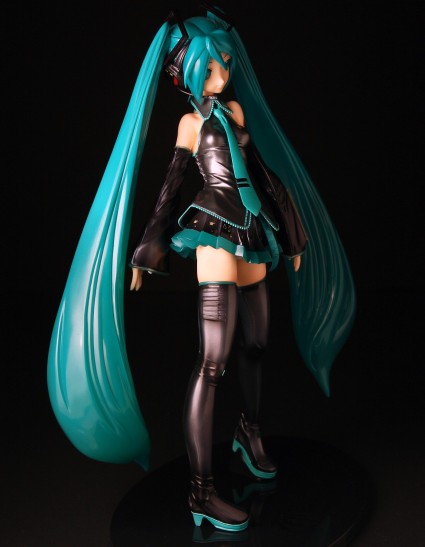 Max Factory Miku Hatsune from Vocaloid Figure Review