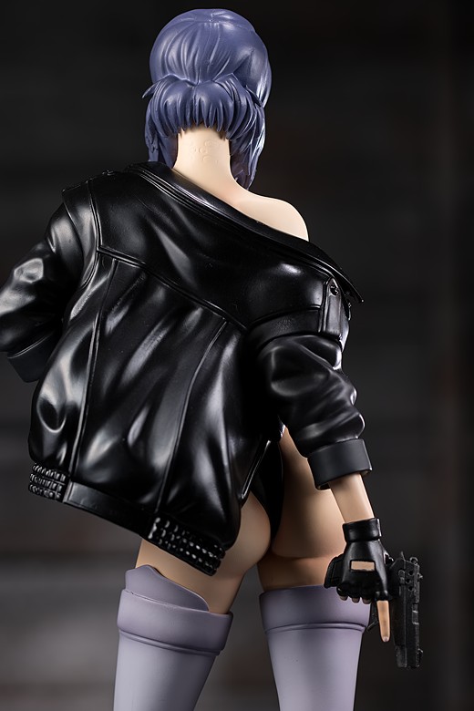 Motoko Kusanagi figure