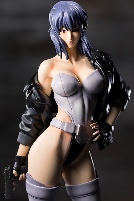 Motoko Kusanagi figure