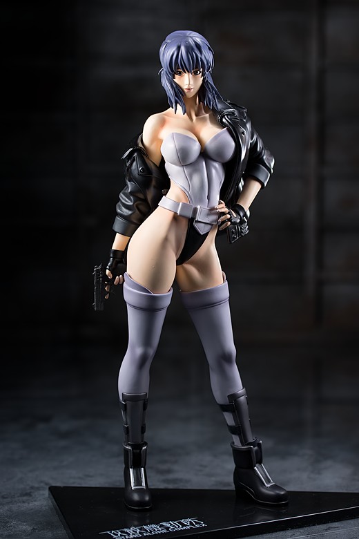 Motoko Kusanagi figure