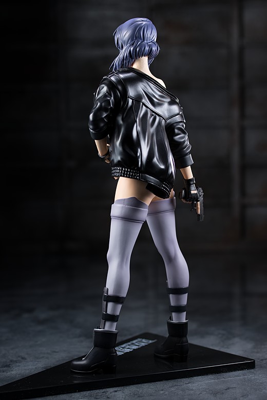 Motoko Kusanagi figure