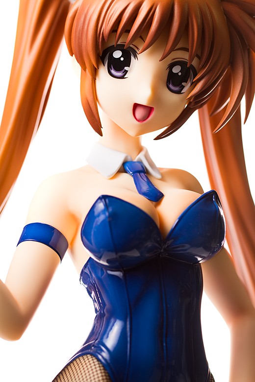 Nanoha Takamachi Figure Review